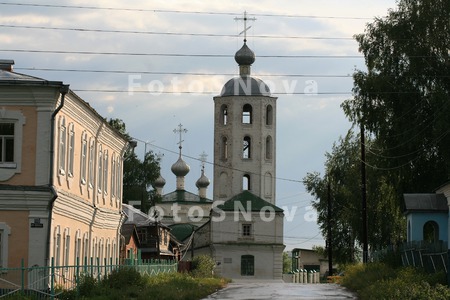 Храм,_церковь,_ре