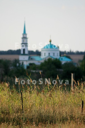 Храм,_церковь,_ре