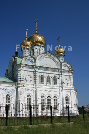 Важкурья,_Церков