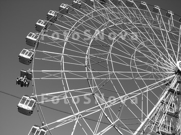 Ferris_wheel,_Chertovo_Koleso,