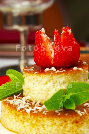 strawberries_dessert_food_swee