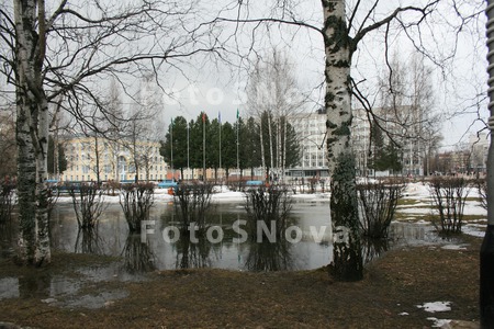 Город,_весна,_Сте